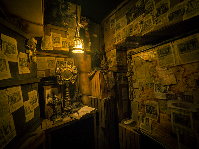Web_THE_ROOM_LostTreasure_Schreinraum2